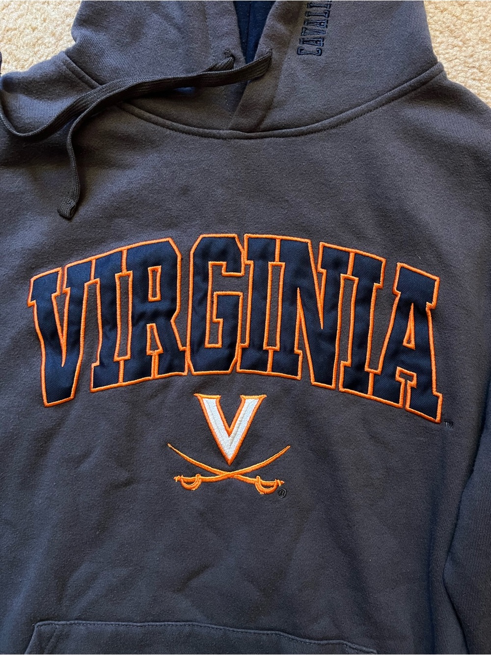 Colosseum Men's S University of Virginia Cavaliers Embroidered Gray Hoodie - UVA - Picture 5 of 8